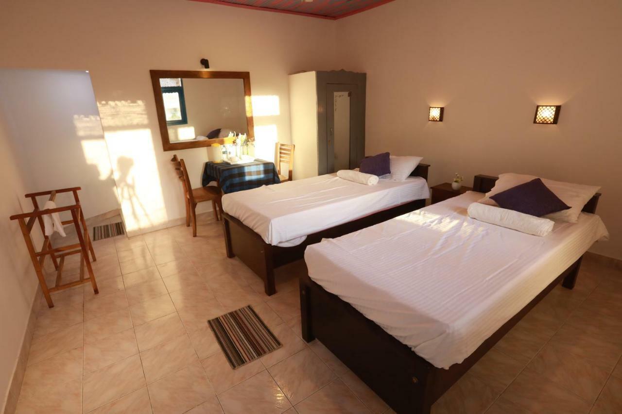 Dock Holiday Guest House Unawatuna Zewnętrze zdjęcie